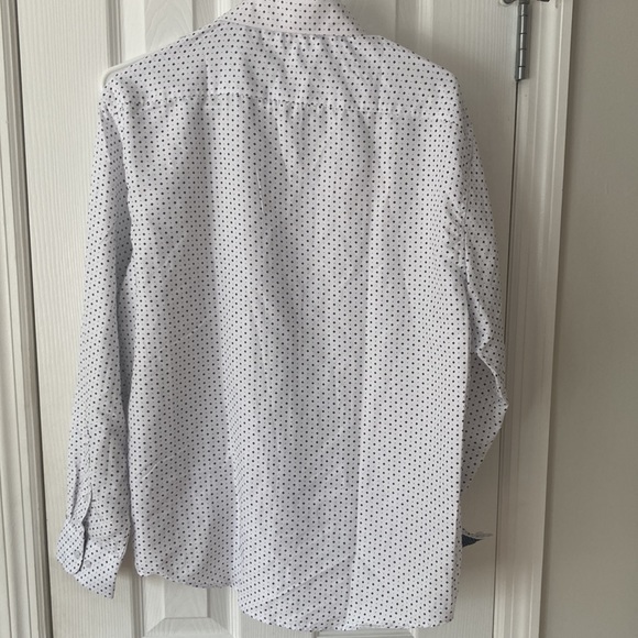 Nine West Men's Dress Shirt. - Picture 6 of 6